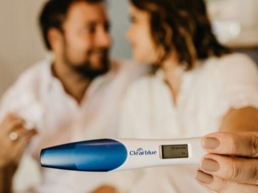 Frühe Schwangerschaftsanzeichen: Diese Signale verraten dir, ob es geklappt hat