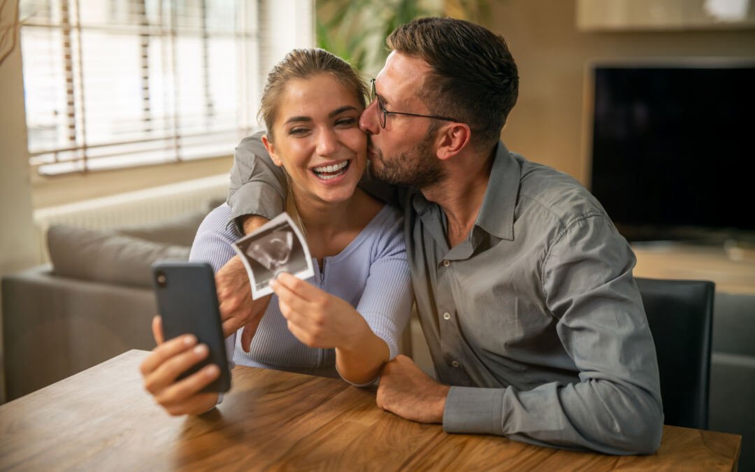 Baby-News: Kreative Ideen, um deine Schwangerschaft zu verkünden