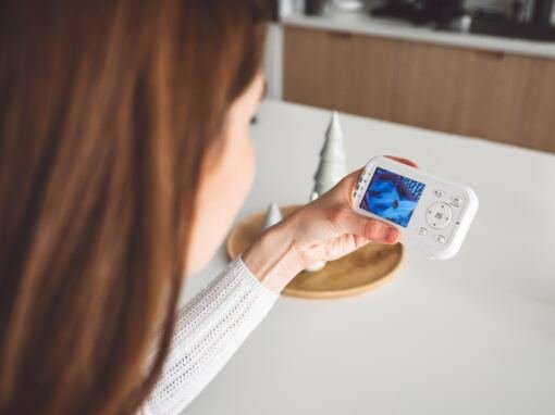 Babyphone ohne Strahlung: Welche Alternativen wirklich sicher sind