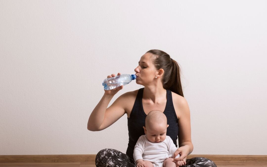 Rückbildung nach Kaiserschnitt: So startest du sicher und effektiv